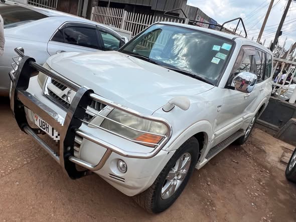 used mitsubishi pajero