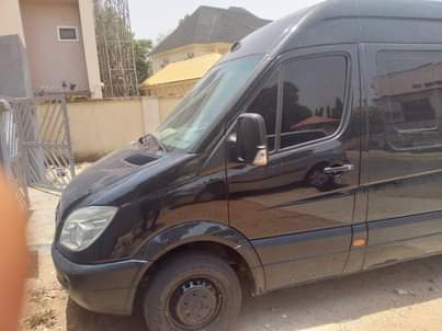 A picture of Sprinter bus