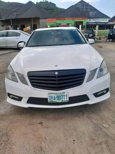 A picture of Distress alert E350 Buy and drive Price 7m negotiable Kaduna