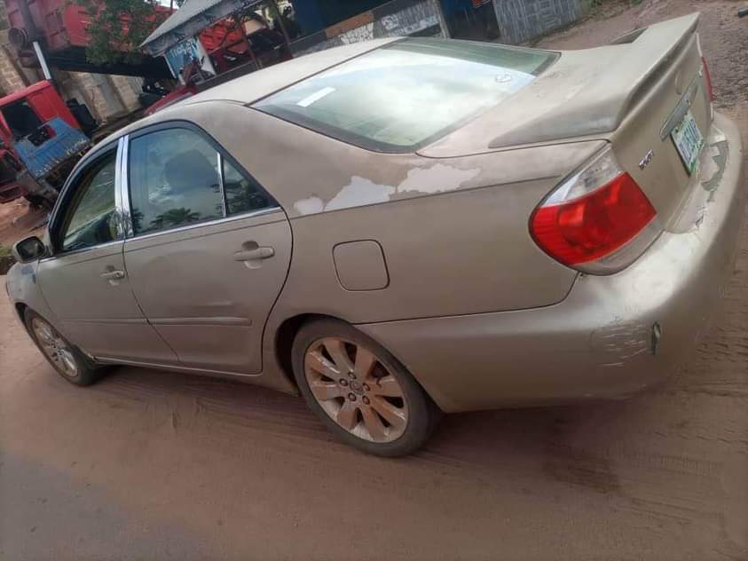 A picture of Toyota Camry big daddy Everything is working First body Everything
