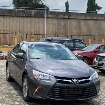 A picture of Direct Belgium 2016 Toyota Camry LE