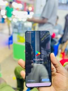 A picture of Samsung S21