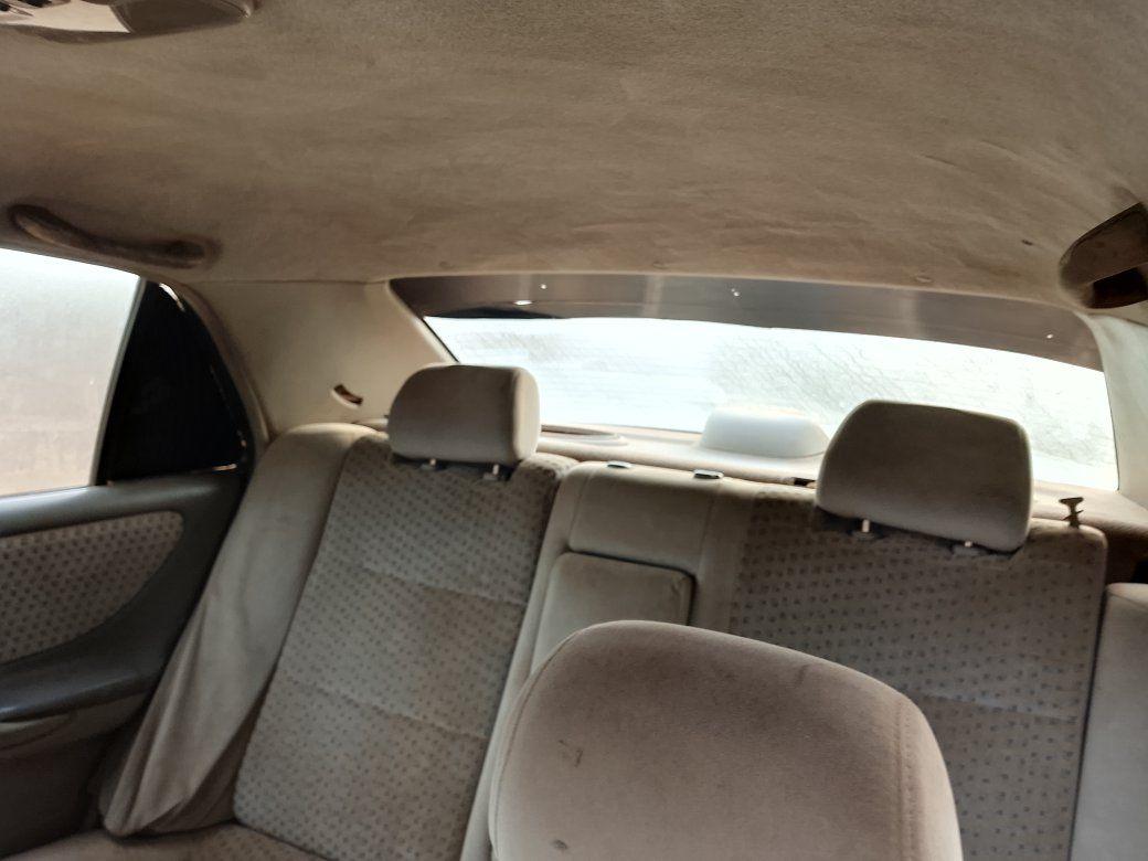 A picture of 2001 Mazda 626