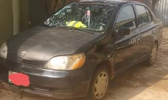 A picture of Toyota echo 2002