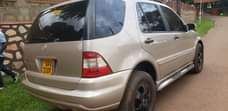 A picture of Benz ML Petrol 21m