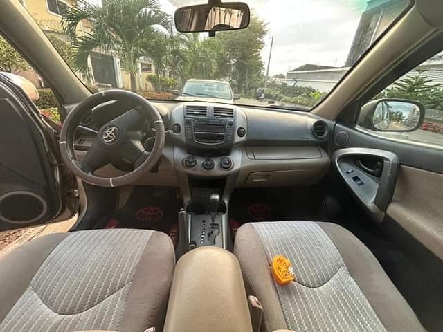 A picture of TOYOTA RAV4 2008M