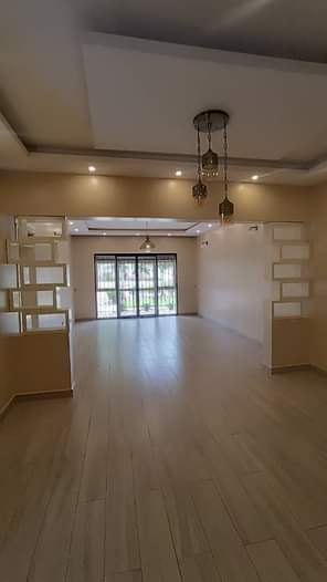 A picture of House for sale It has 3 Bedrooms 3 Indoor Toilets
