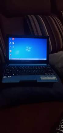 A picture of Acer mini laptop