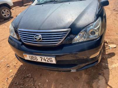 A picture of Toyota harrier 2 4cc 26m
