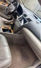 A picture of Toyota Camry 08