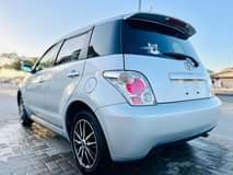 A picture of 2005 TOYOTA IST