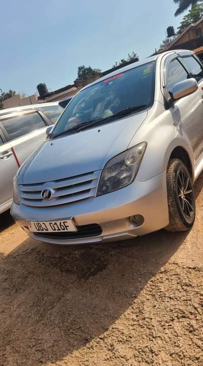 A picture of Toyota IST 2006 model