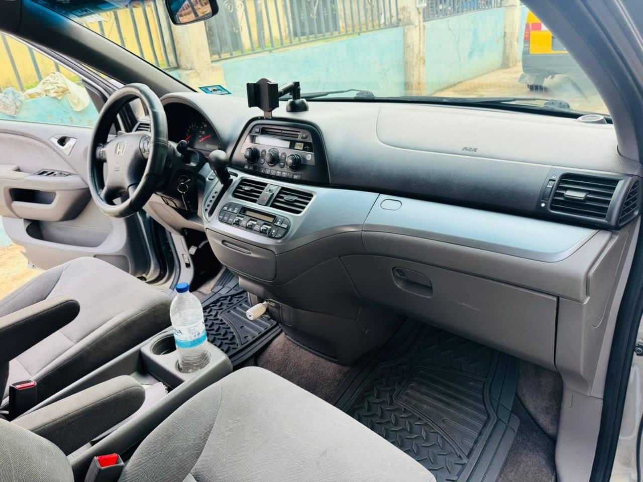 A picture of 2010 Honda odyssey