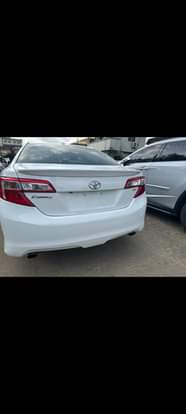 A picture of 2013 thumb start V6 full option available in Lagos N13M