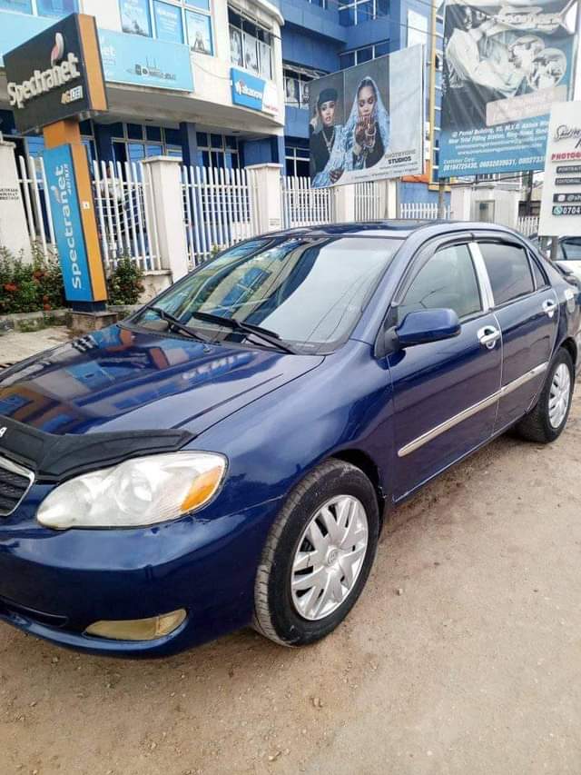 A picture of 2005 Toyota Corolla 1 5