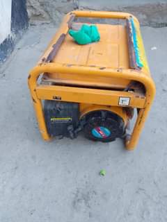 A picture of Jenereta hilo nipe laki na elfu 20 tu Kipengele mfuniko