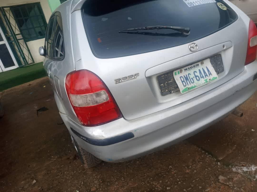 A picture of 2003 Mazda 03