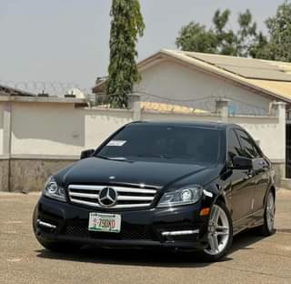 A picture of 2012 MERCEDES BENZ C350
