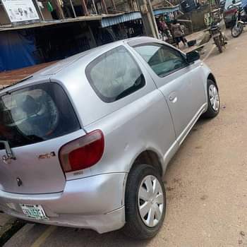 A picture of Toyota Yaris manual 1st Body Two doors tokunbo stardard Complete