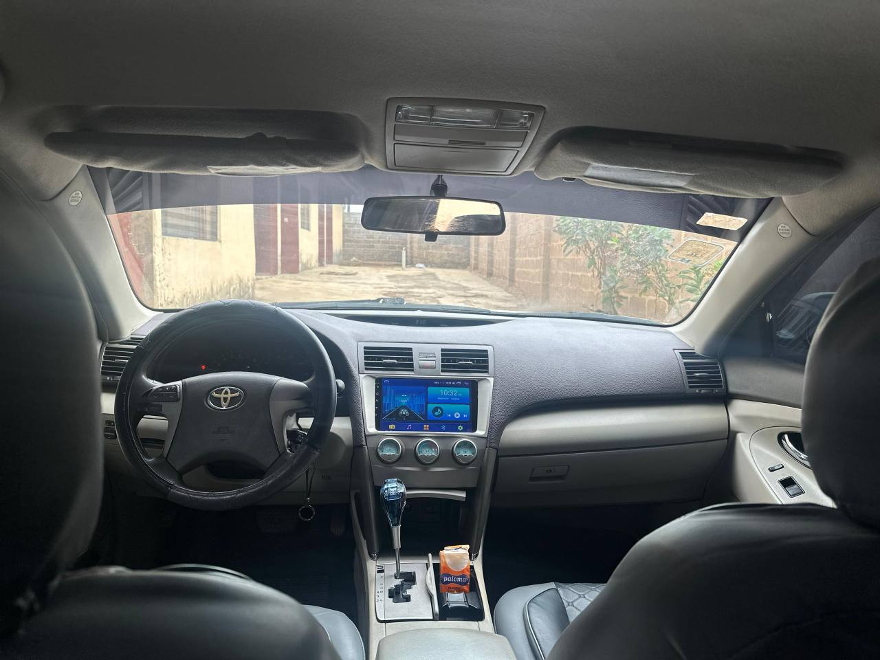 A picture of Toyota Camry muscle few months used first body pan engine