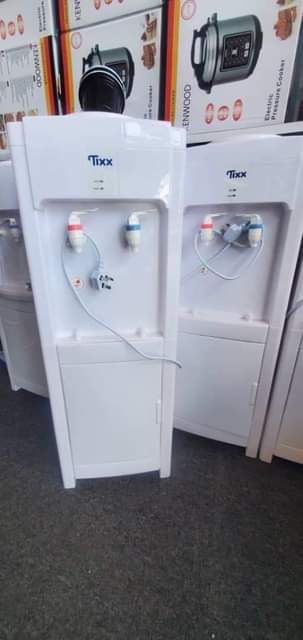 A picture of water Dispenser