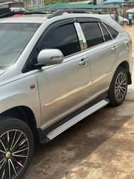 A picture of Lexus Rx300 Buy and go Owerri imo state 6 3