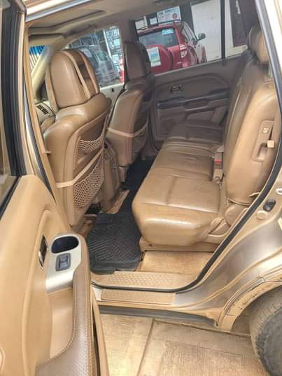 A picture of Highly Maintained 2006 Honda Pilot first body virgin engine gear