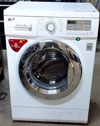 A picture of LG washing machine 8kg smart