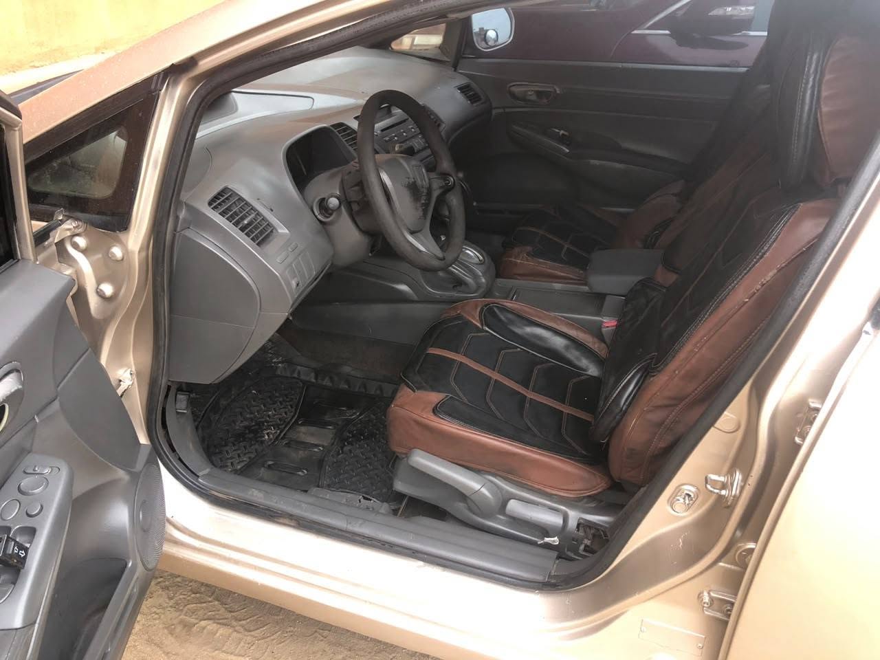 A picture of Honda Civic 2008