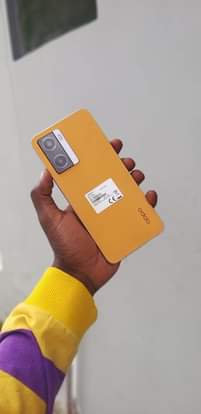 A picture of oppo a77s