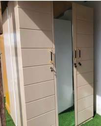 A picture of Furniture safi