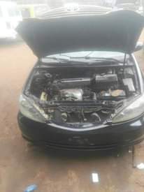 A picture of 2004 TOYOTA Camry 2 4