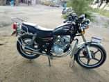 A picture of Haojue inauzwa aina kipengere chochote 1550000 cll 0620216607 0787529128