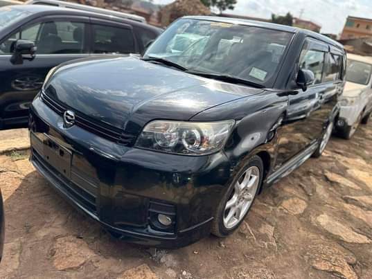 A picture of 2010 Toyota Rumion Toyota 1.5cc