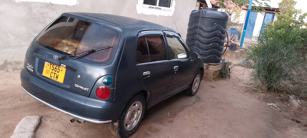 toyota starlet