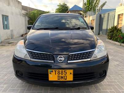 A picture of Nissan tiida