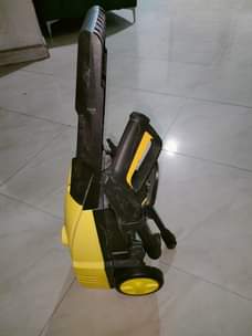 A picture of PRESSURE WASH