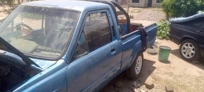 used toyota hilux