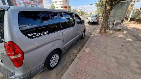 hyundai starex