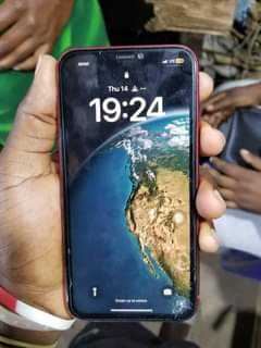A picture of Iphone 11