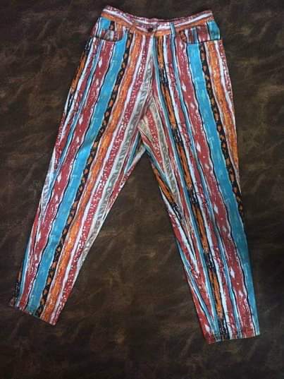 A picture of Jeans za kuchorwa