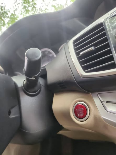 A picture of 2014 HONDA ACCORD V6 keyless