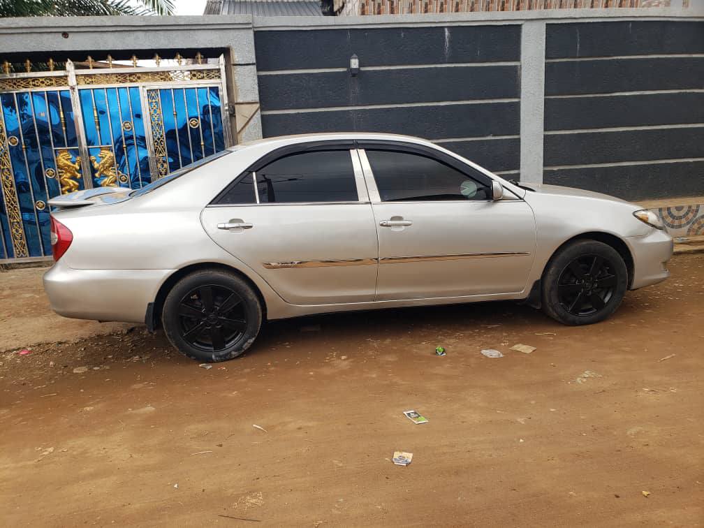 A picture of Toyota Camry aka big daddy 04