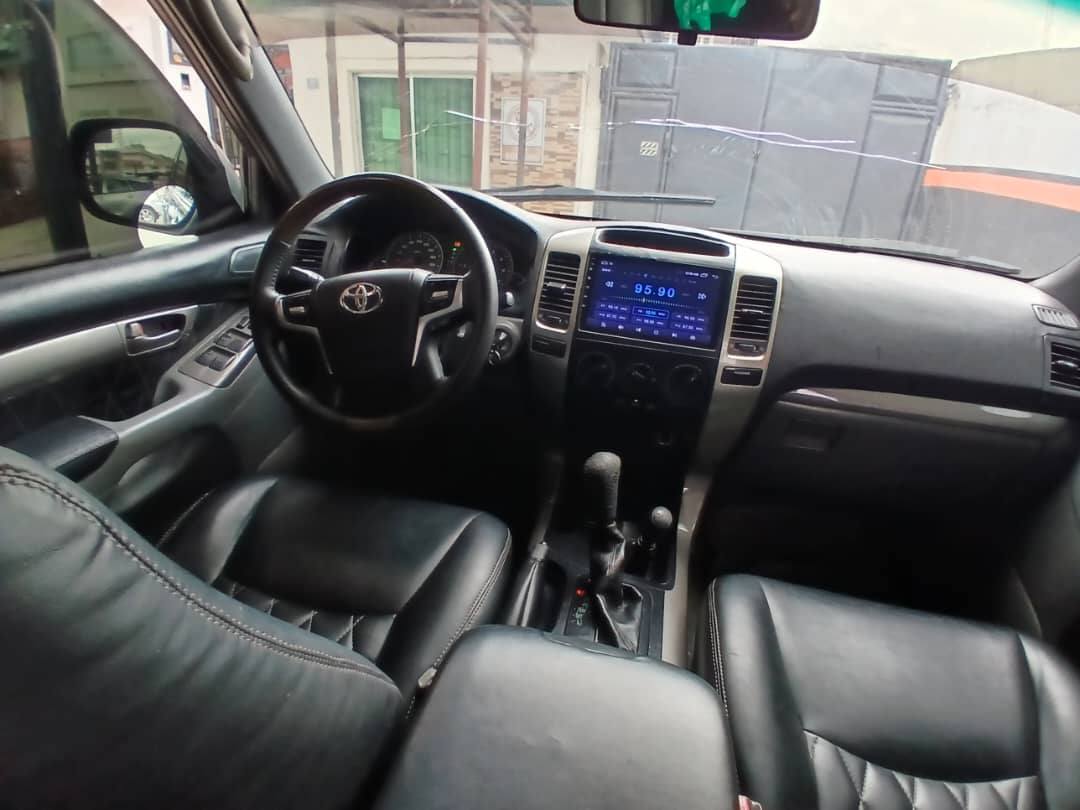 A picture of Distress sale Toyota Land cruiser Prado for sale in port
