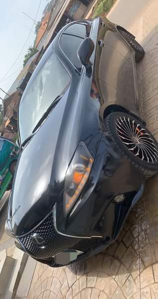A picture of Lexus IS250