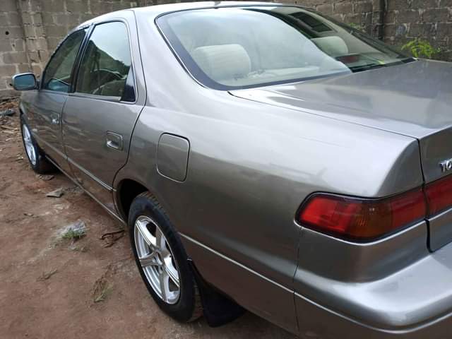 A picture of Registered Toyota Camry pencil for sale
