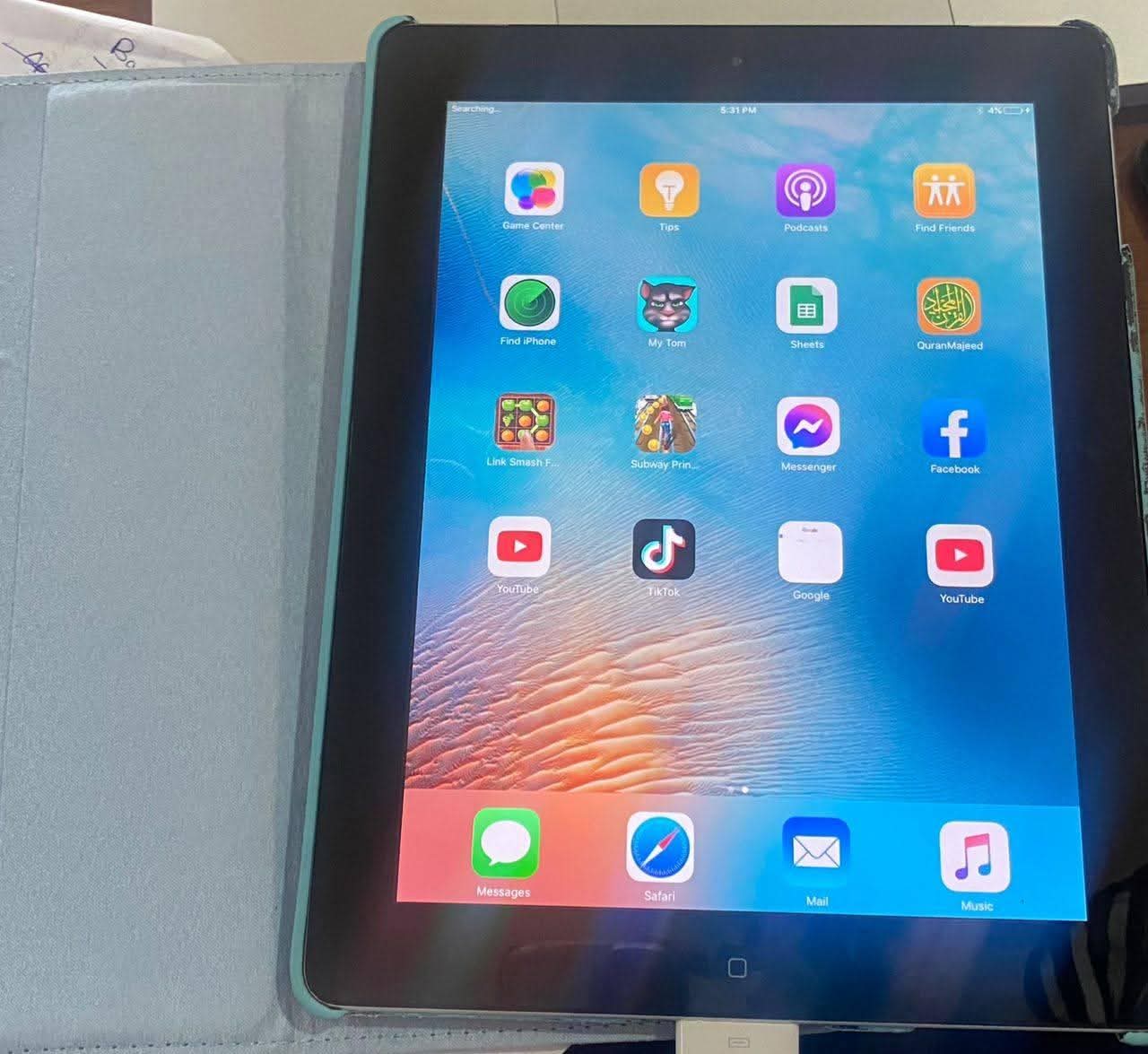 A picture of Apple tablet
