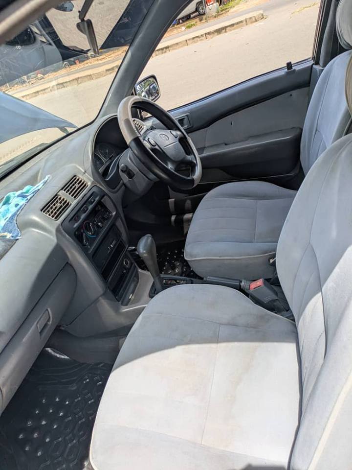 A picture of Toyota starlet price 3 9 million location mwanza automatic petrol