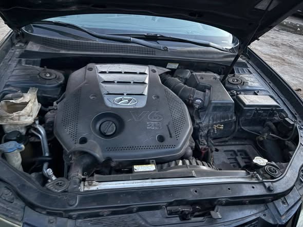 A picture of HYUNDAI SONATA