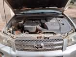 A picture of Toyota Highlander Limited Hybrid 2006. Nigerian used just as new.